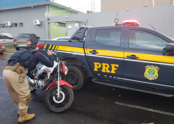 Empresário é preso com motocicleta roubada  em Demerval Lobão